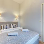 Apartments Indygo By Renters
